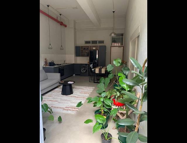 1 BEDROOM APARTMENT FOR SALE IN BRAAMFONTEIN WERF